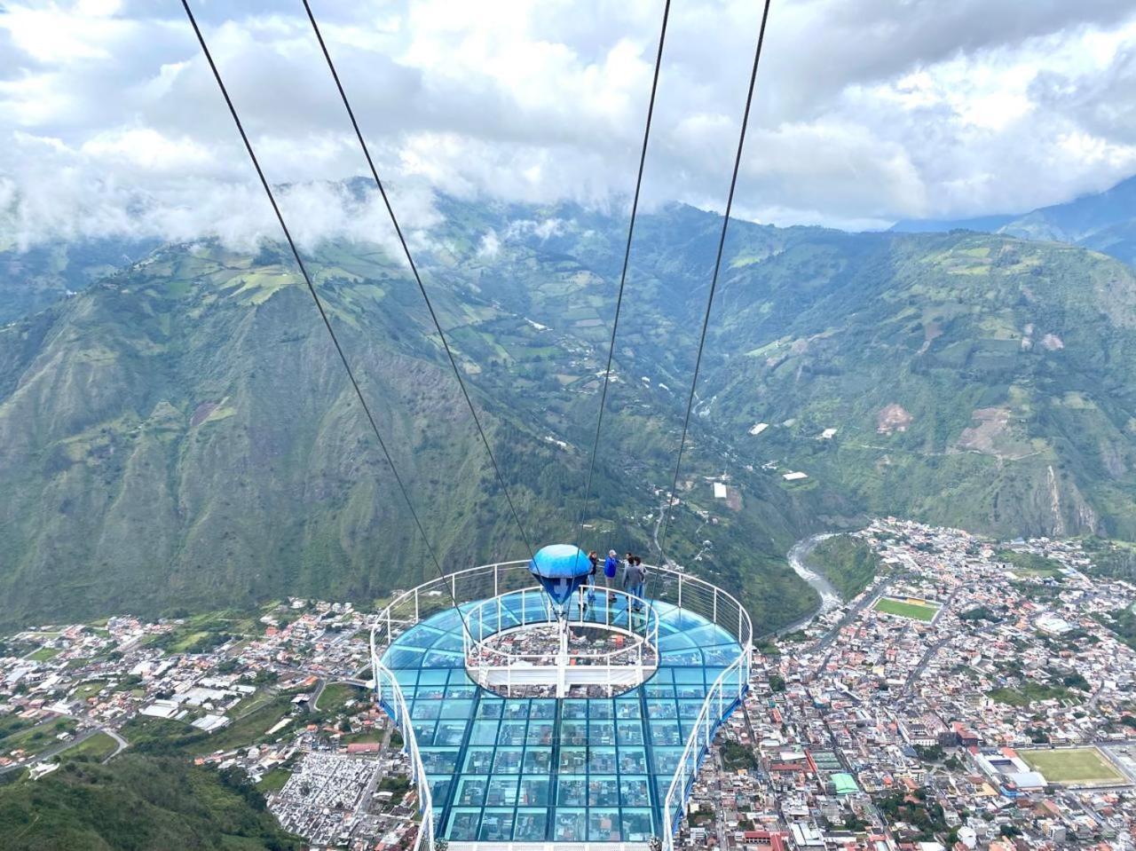 High-End Holiday Cabin - Tungurahua Hot Springs バーニョス エクステリア 写真